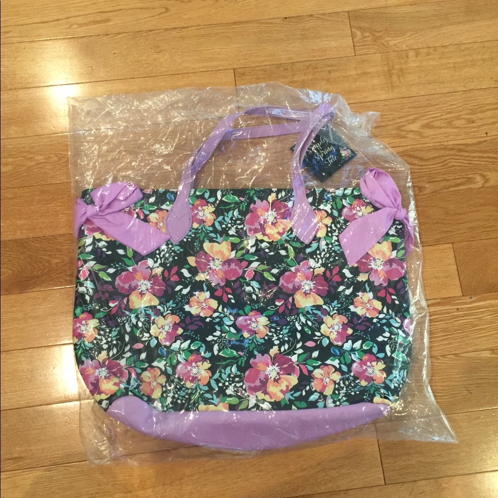 Brand new tote bag!